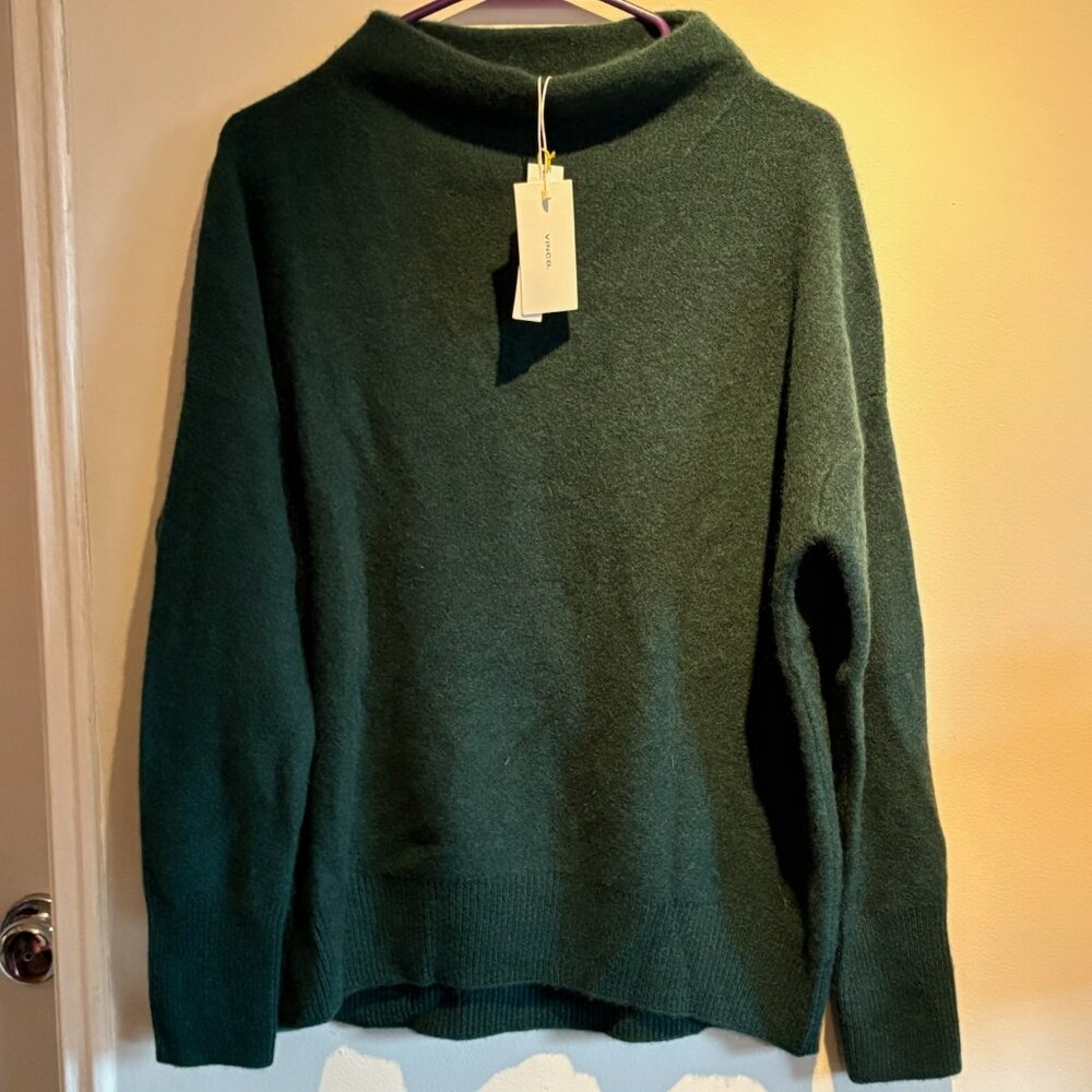 Vince - Forrest Green Cashmere Sweater